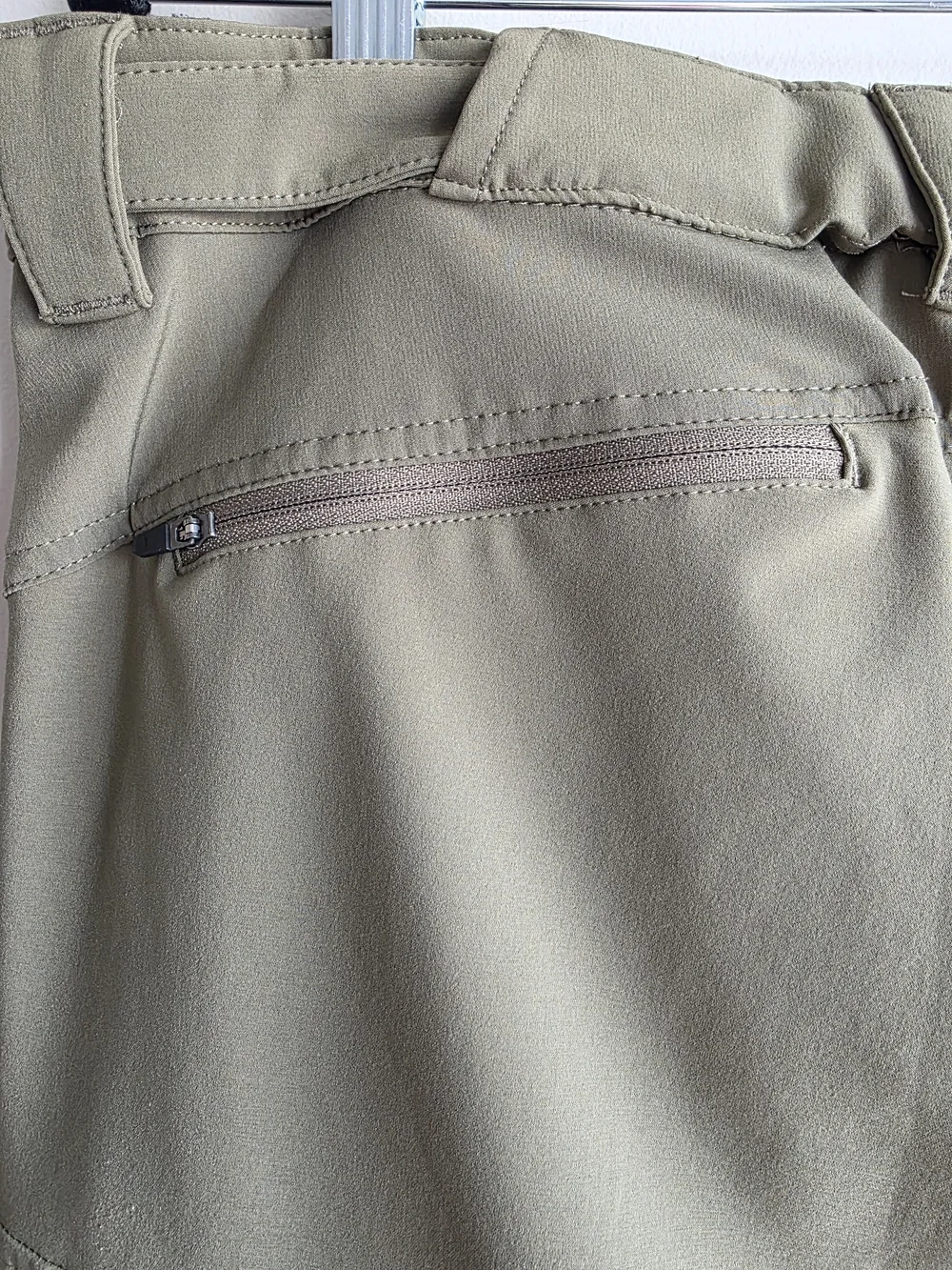 Prois Women's Pradlann Field Hunting Pants - Olive/Grey - Size XL (Estimated) - Picture 17 of 17